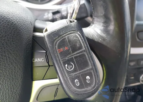 2016 Jeep Cherokee Limited z USA, uszkodzony, nr VIN 1C4PJMDS5GW123931